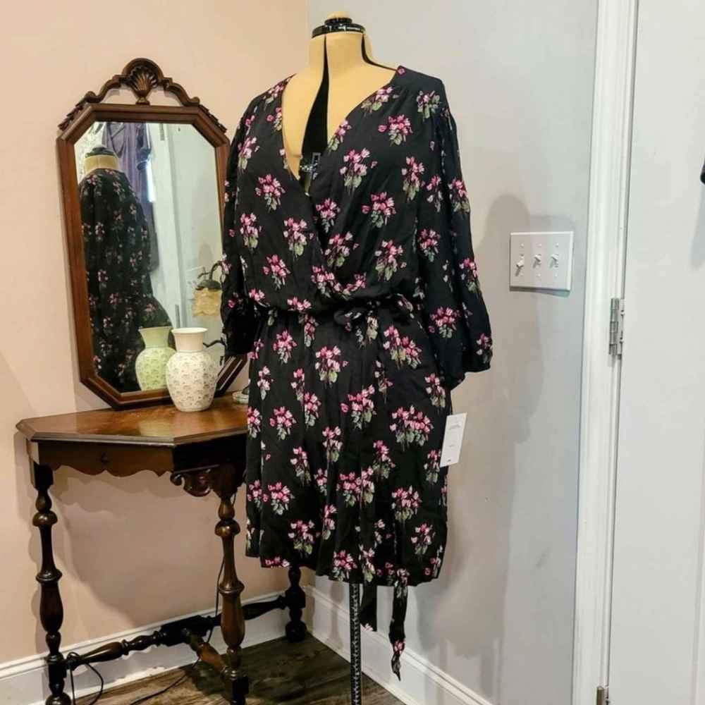 NWT 24W Maison Tara Wrap-Style Romper